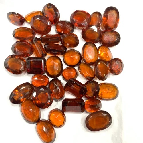 Red Gomed Gemstone (Ceylonese) - Medium Quality